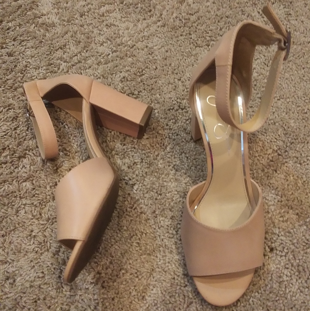 Nude Size 8.5 Jessica Simpson
